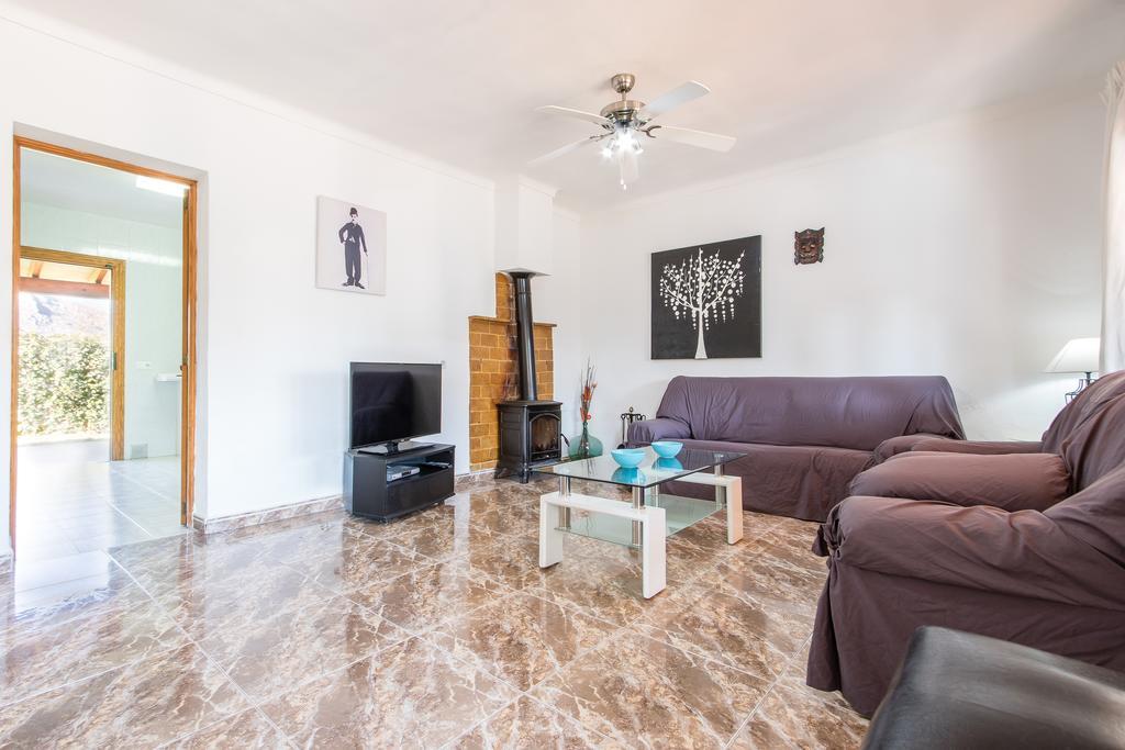 Chalet Falco With Private Pool And Garden Port de Alcudia  Exterior photo